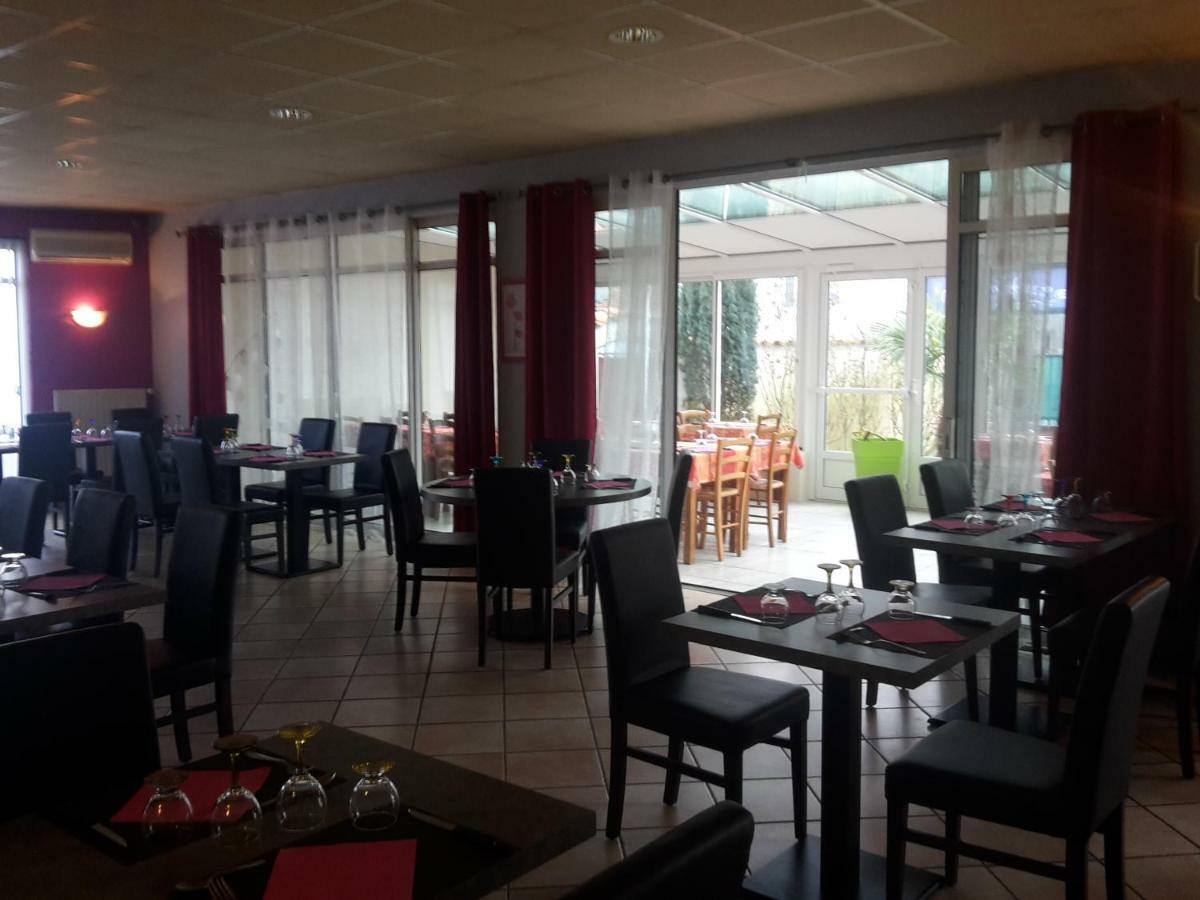 Cabariot Hotel Restaurant Le Chalet מראה חיצוני תמונה